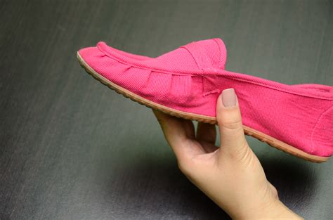 are there fake toms shoes|toms shoes manufacturers.